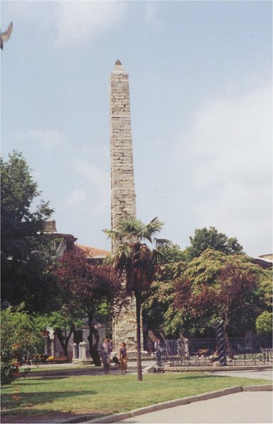 istanbul obelisk1